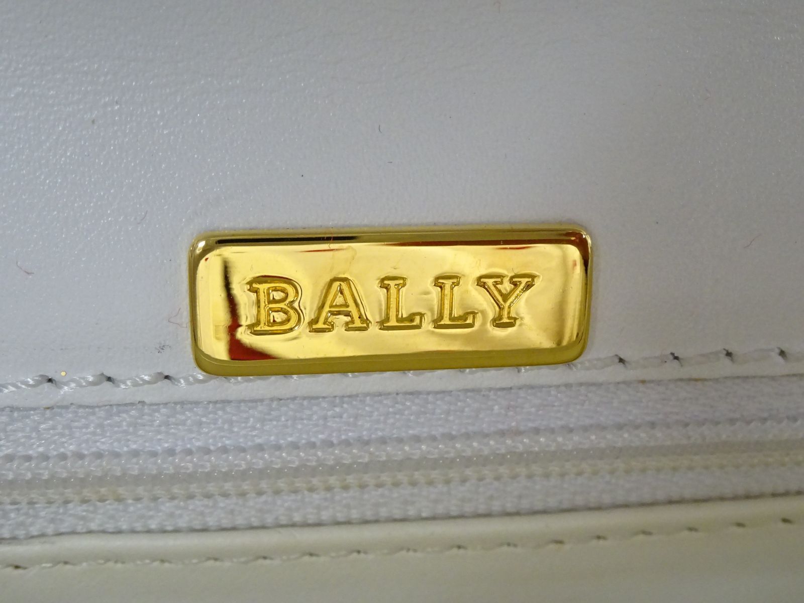 BALLY