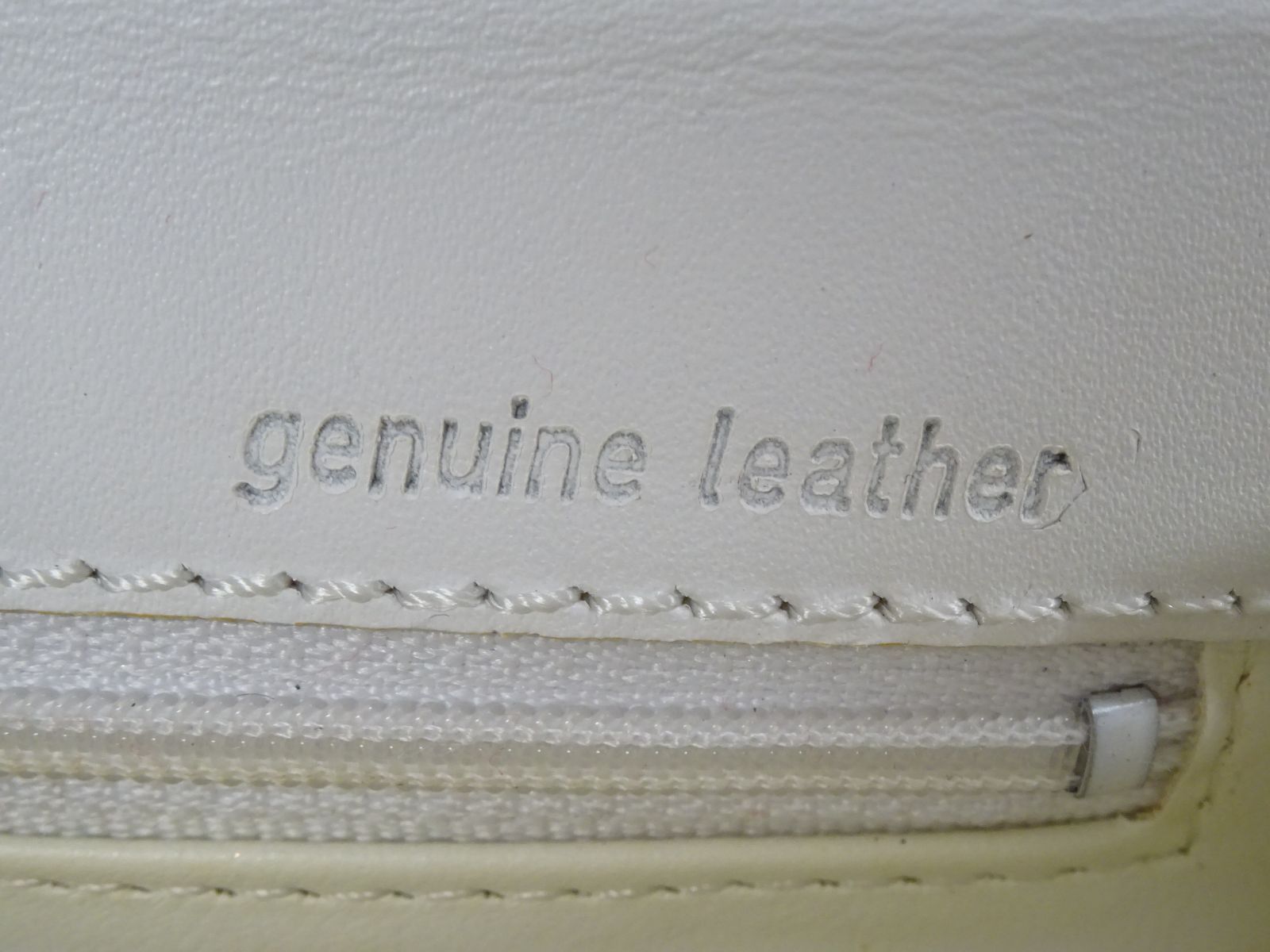 ハンドバッグ ホワイト