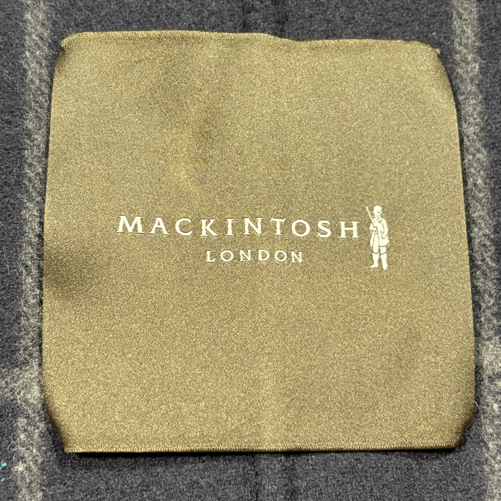 チェスターコート