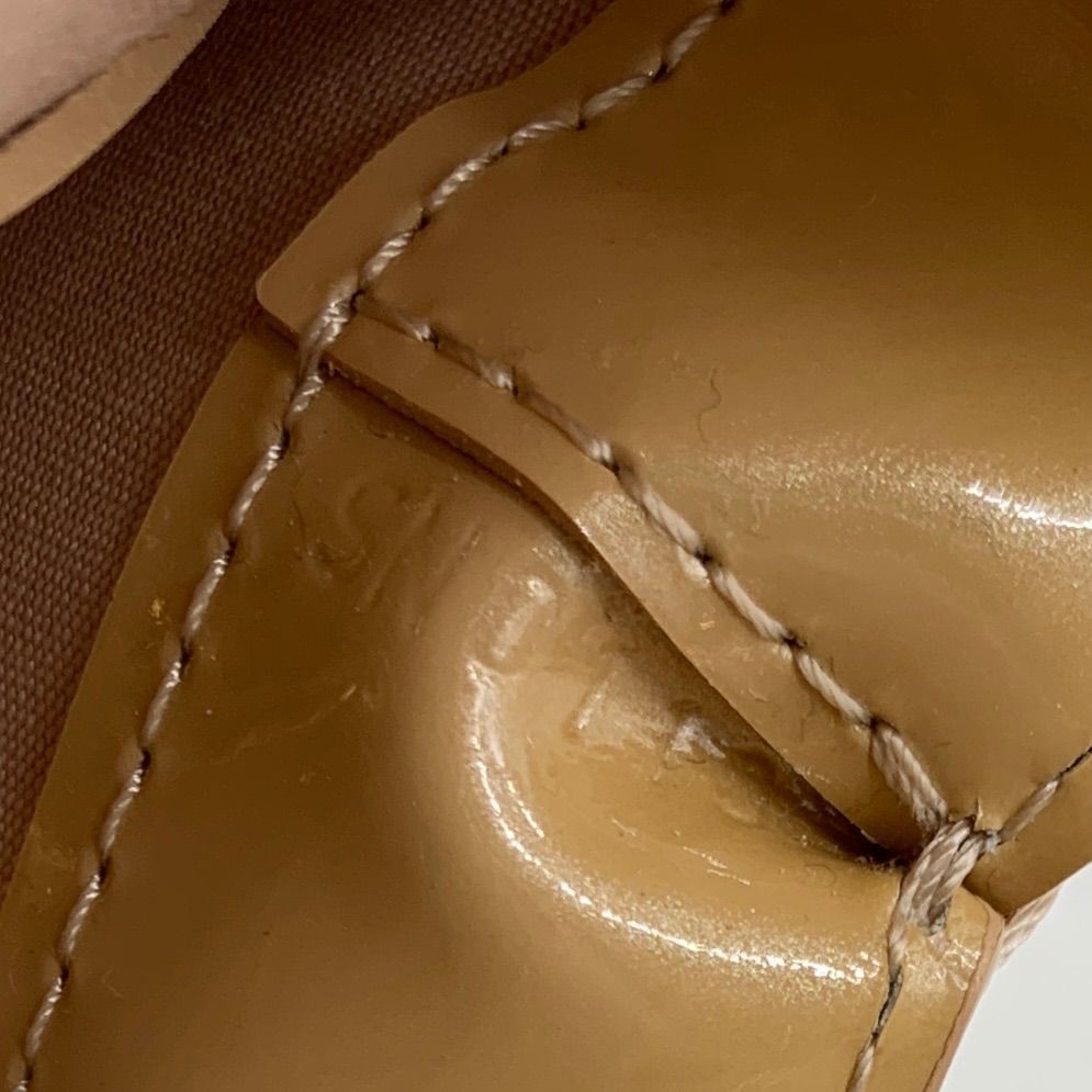 ハンドバッグ エナメル