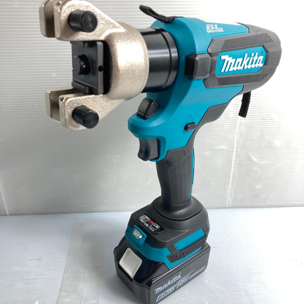 MAKITA マキタ 18 V 充電式充電式圧着機 充電器 充電池 ケース付 PSEマークあり ブルー チャックキー その他 