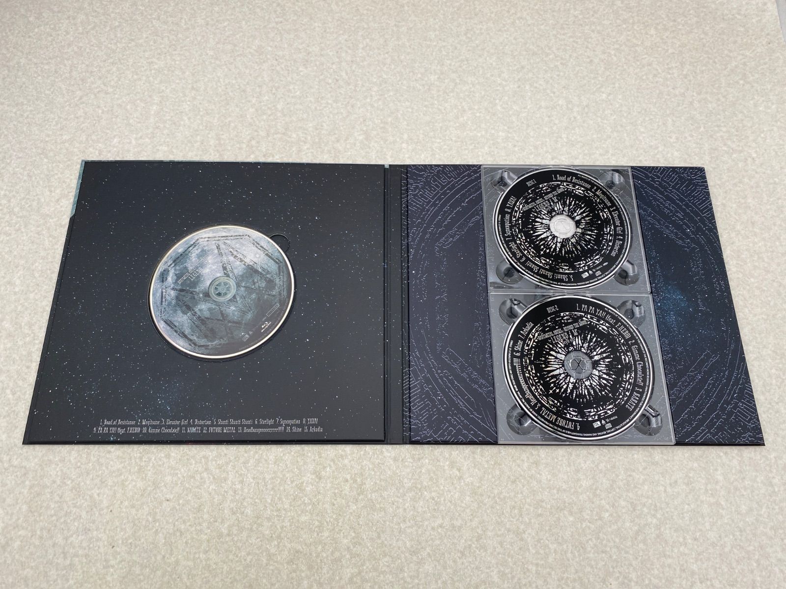 BABYMETAL ARISES BEYOND THE MOON LEGEND M ブルーレイ