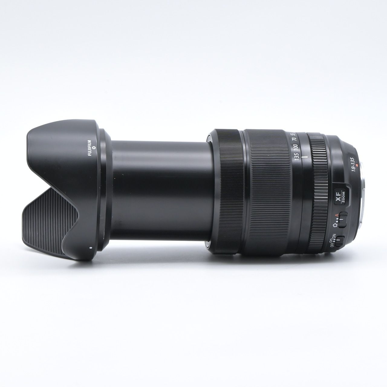  フジフイルム XF 18-135 mm F 3.5-5.6 R LM OIS WR 交換レンズ レンズ(ズーム) カメラ