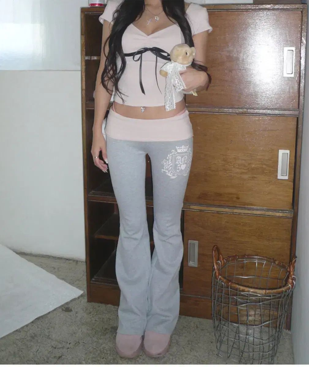 エンジェルナンバー555 エン넘パ ブーツカット ポールディッド パンツ グレー