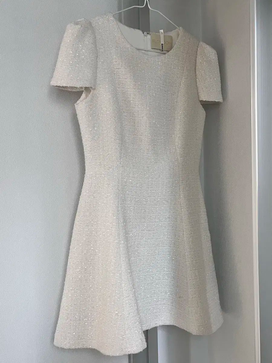 アデライン ツイード