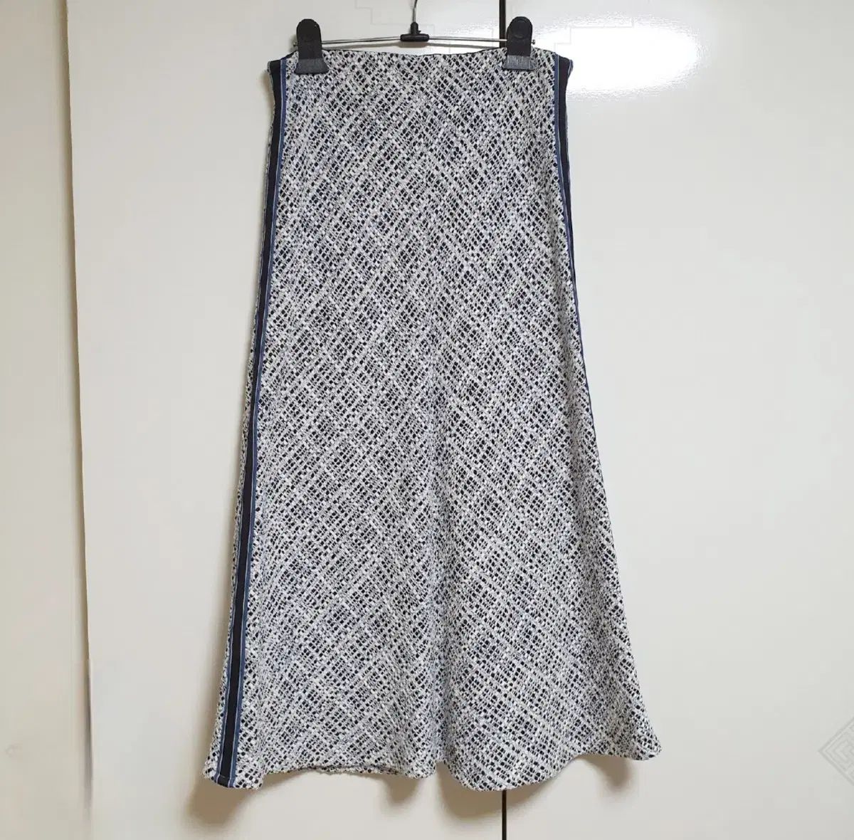 ミディ スカート