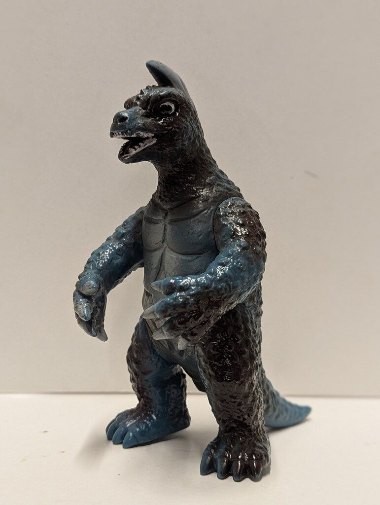 ポピー キングザウルス 帰ってきたウルトラマン アーストロン