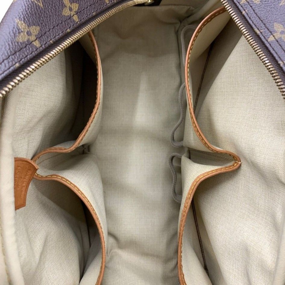 モノグラム ブラウン