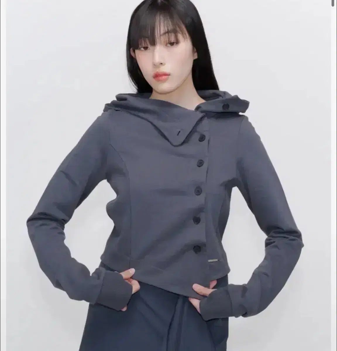 ミーキーソウル ボタンフーディ チャコール