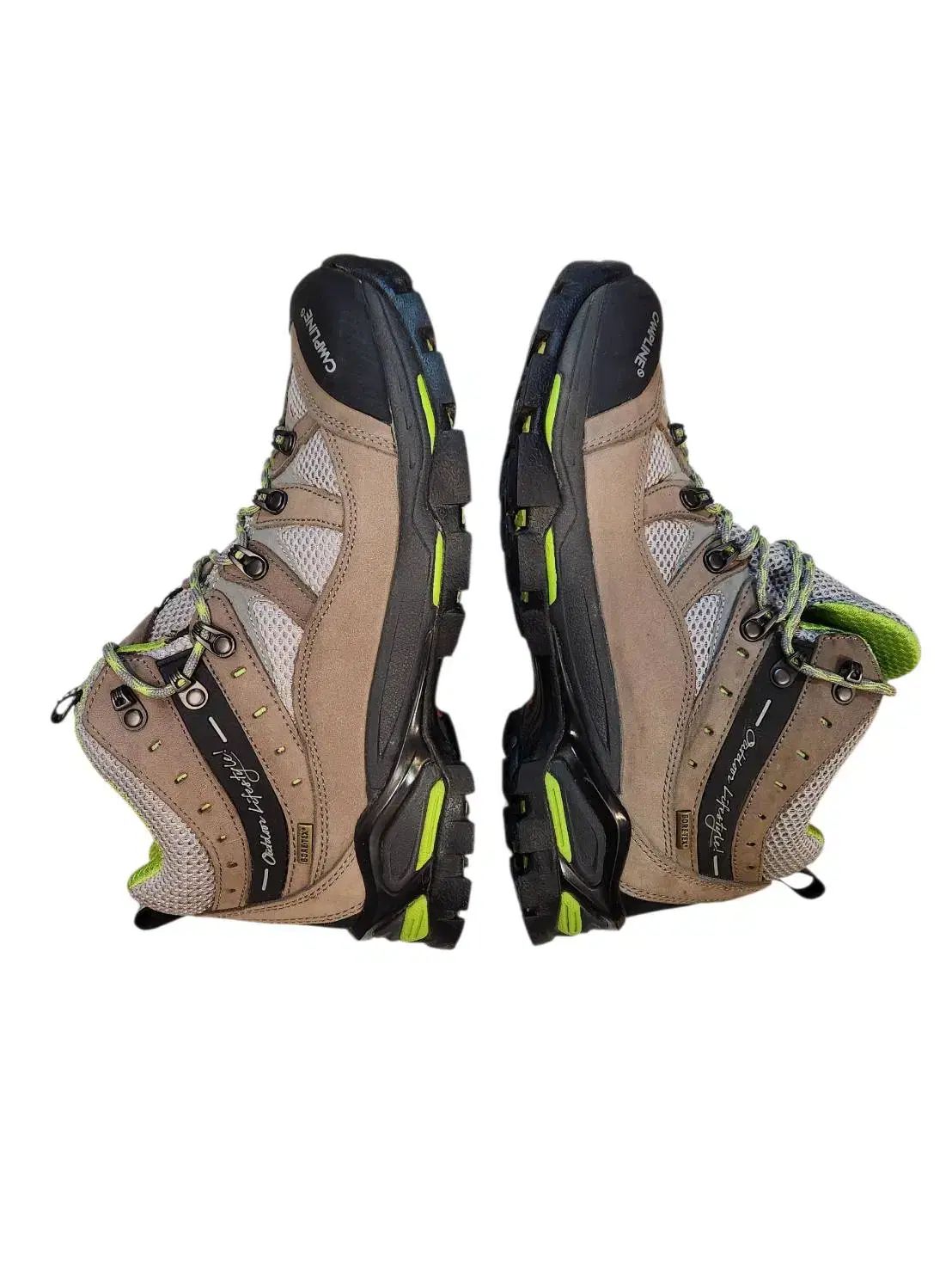 ゴアテックス 登山靴