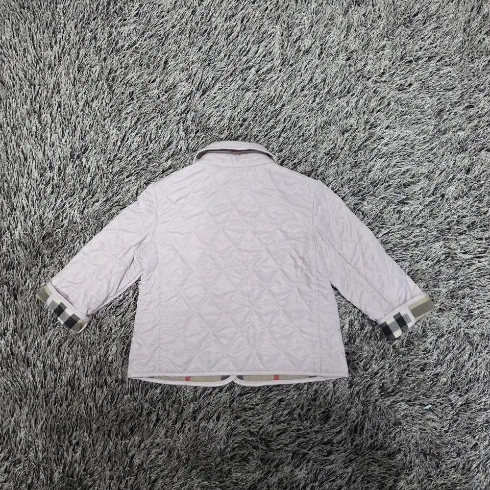 限界 バーバリーキッズ キルティングジャケット キッズ 2Y JP280