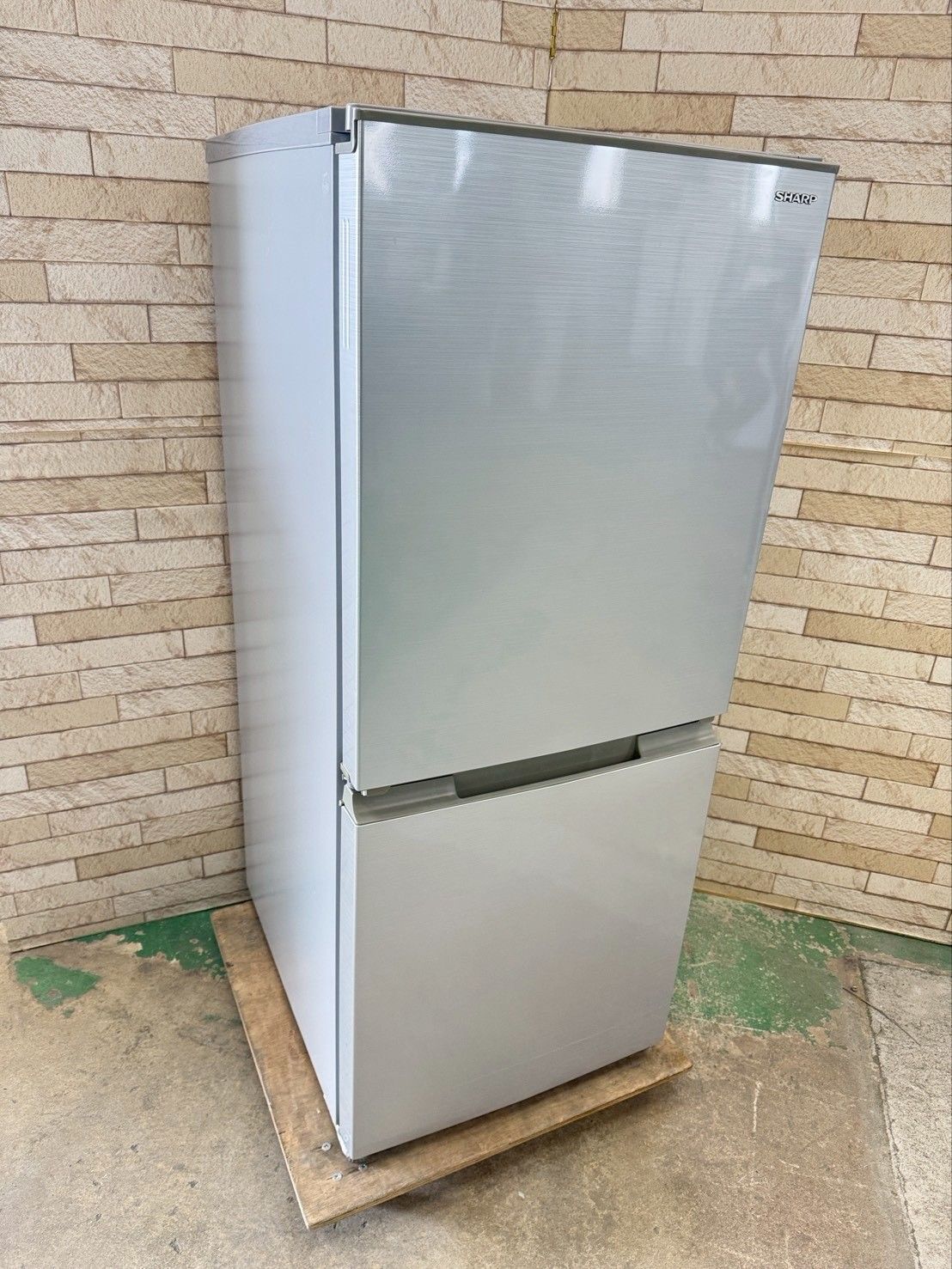 大阪送料無料★3か月保障★冷蔵庫★2021年★SJ-GD15G-B★IR-631 冷蔵庫 PLAINLY（プレーンリー） ピュアブラック SJ-GD15G-B [152L /2