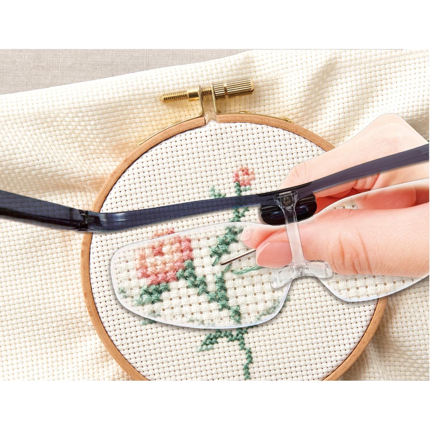 Clover メガネタイプの拡大鏡 クラフトルーペ 1.6倍-2.0倍の2枚入り スモーキーピンク 収納ケース付き 57-335