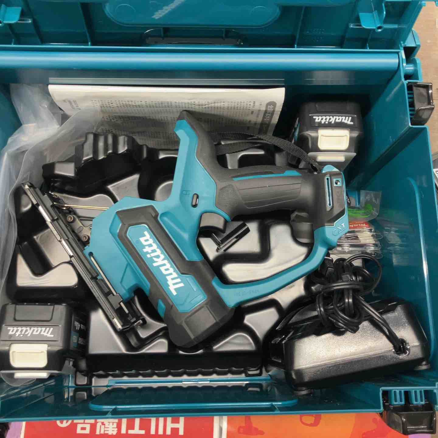 マキタ makita コードレスボードカッタ SD100DSMX 戸田店