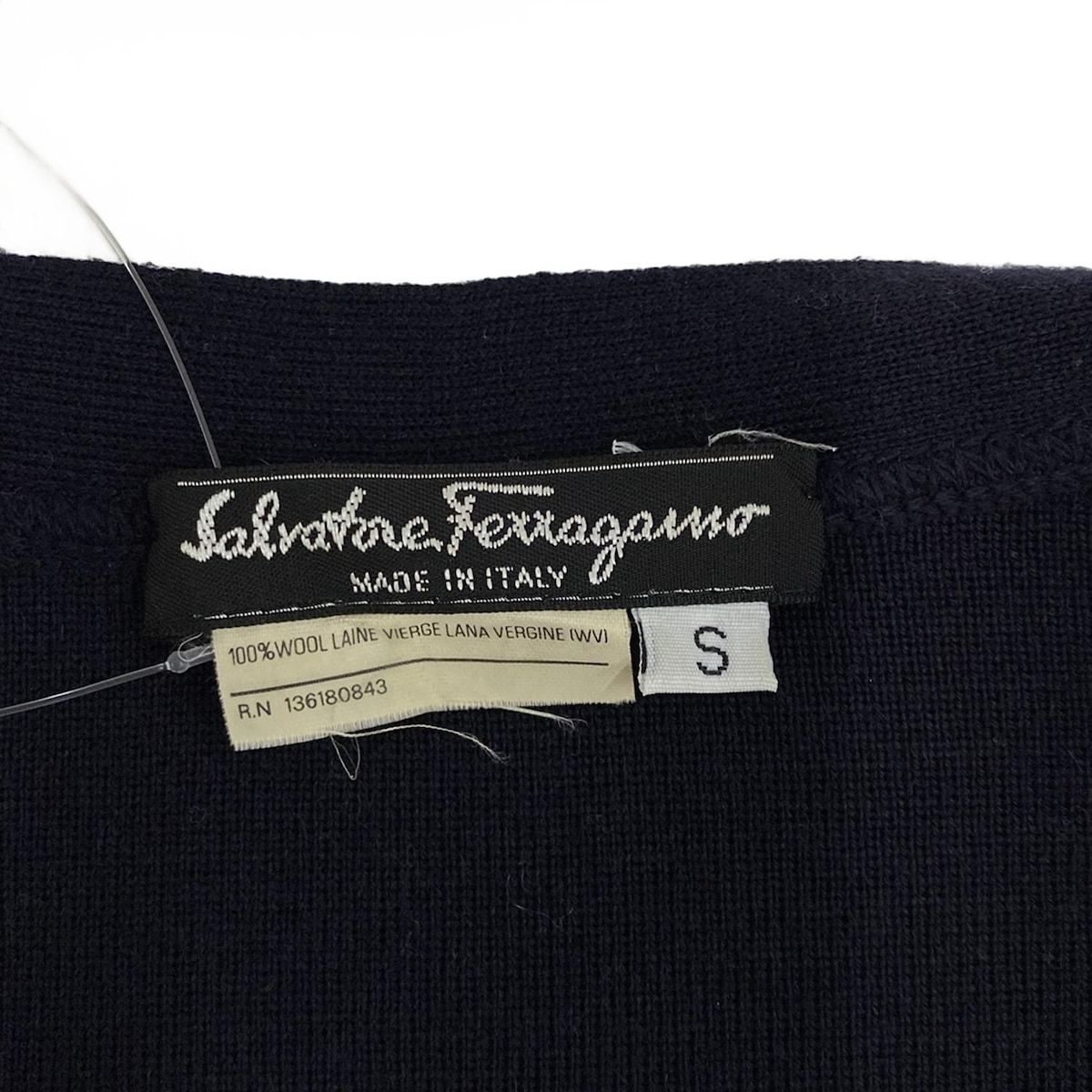 ダークネイビー