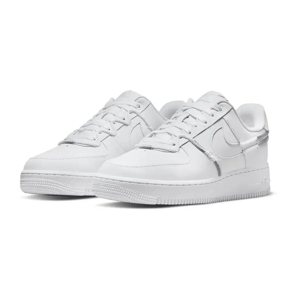 ナイキ エアフォース 1 ロー 07 LX トリプル 白 DH 4408 101