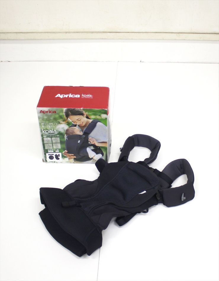 コアラ ウルトラメッシュEX ネイビー 2163286 アップリカ 抱っこおんぶ4WAY 新生児OK クリーニング済み B544502