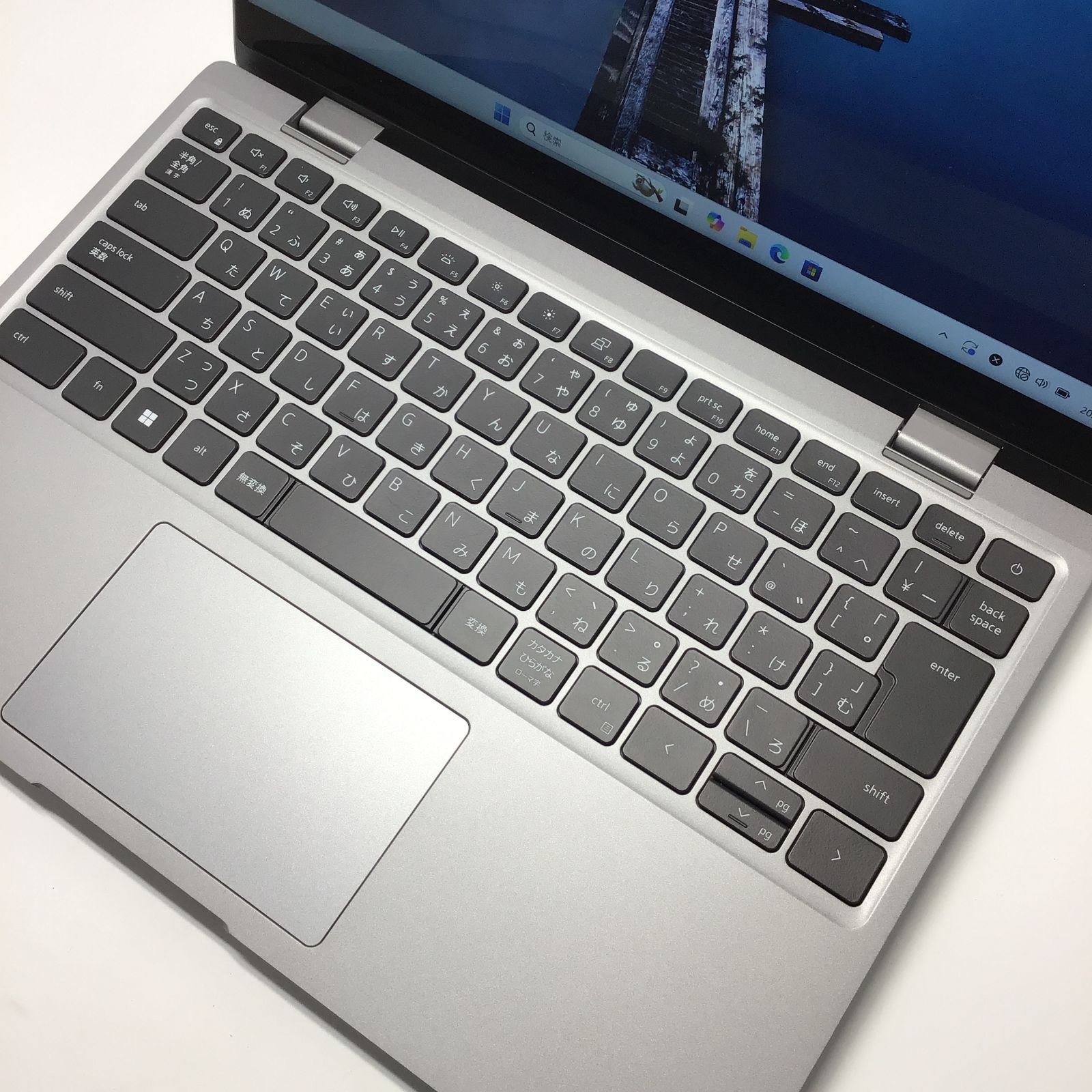 メモリ16GB SSD256GB