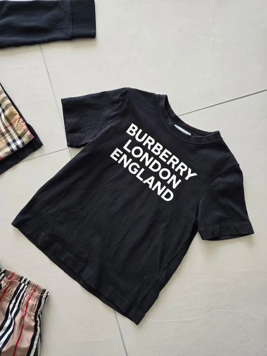 バーバリーキッズ 4 Y 104 cn まとめ