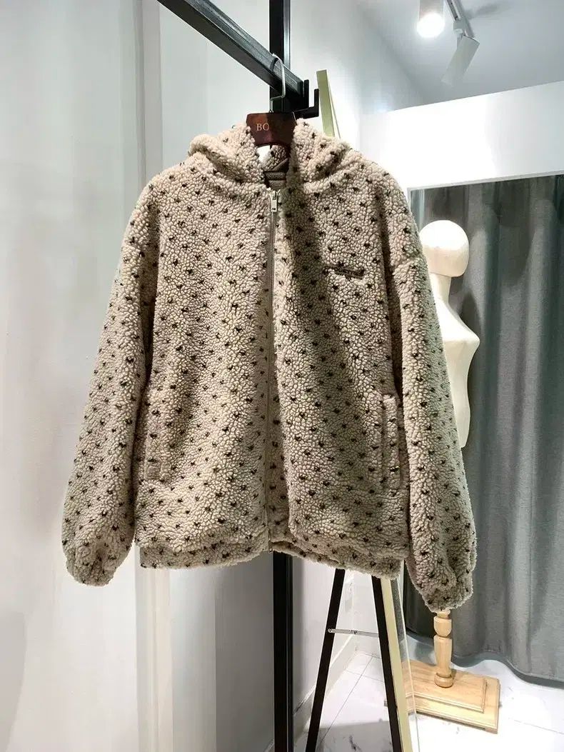 フードジップアップ ジャケット アウター