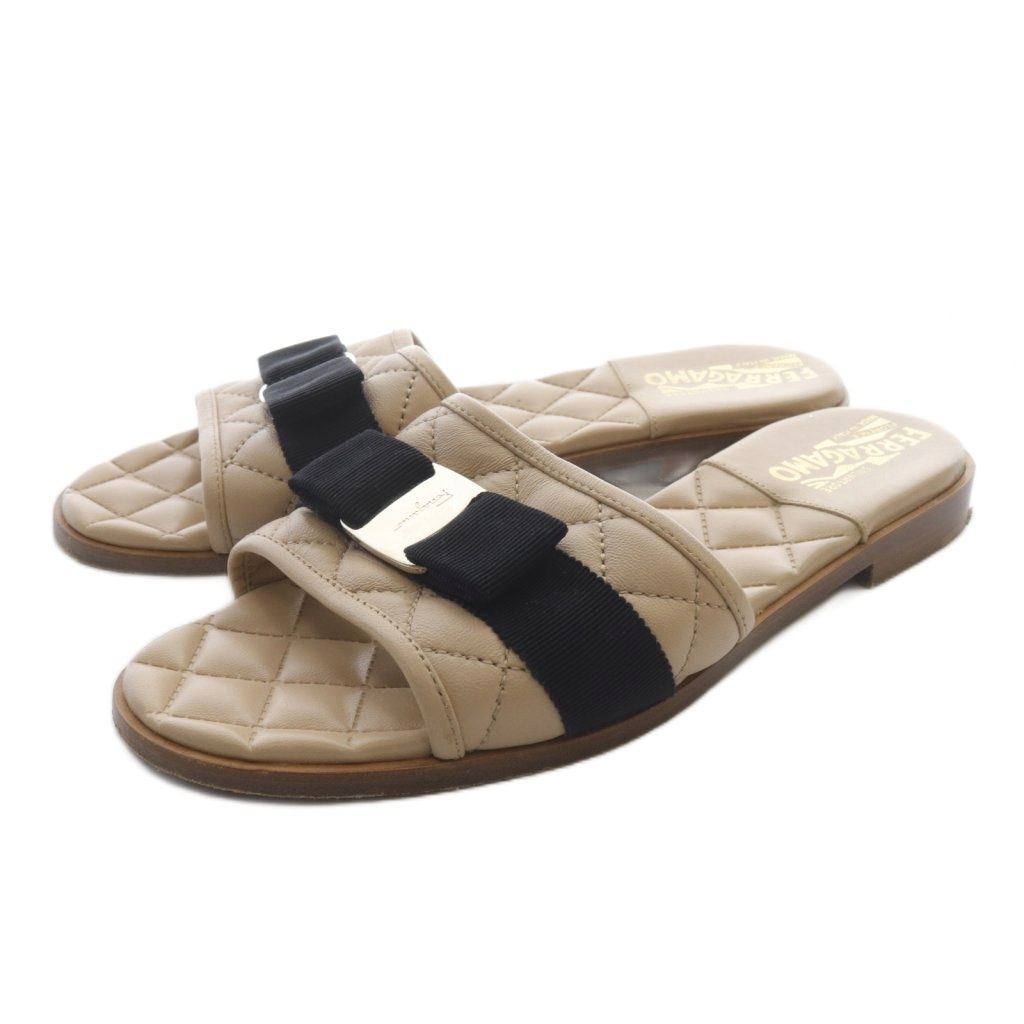 サルヴァトーレフェラガモ Salvatore Ferragamo ヴァラ キルティング サンダル ミュール 7 ベージュ