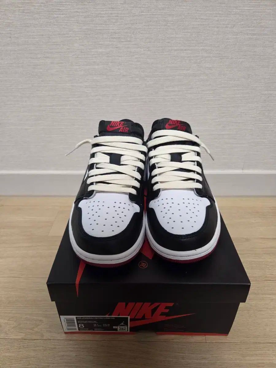 260 ジョーダン 1 レトロ ロー OG ブラックトゥ