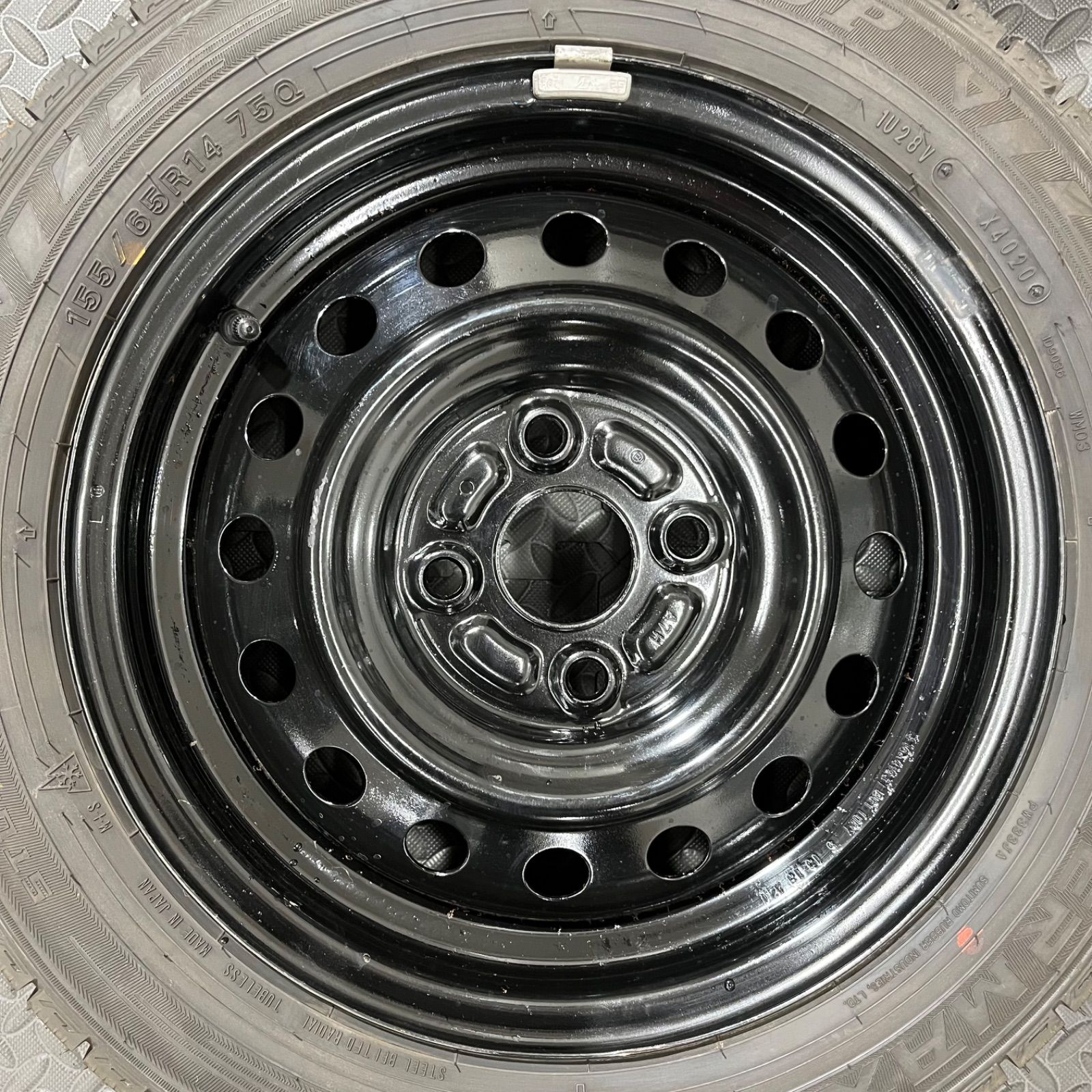 スタッドレスタイヤ 1149