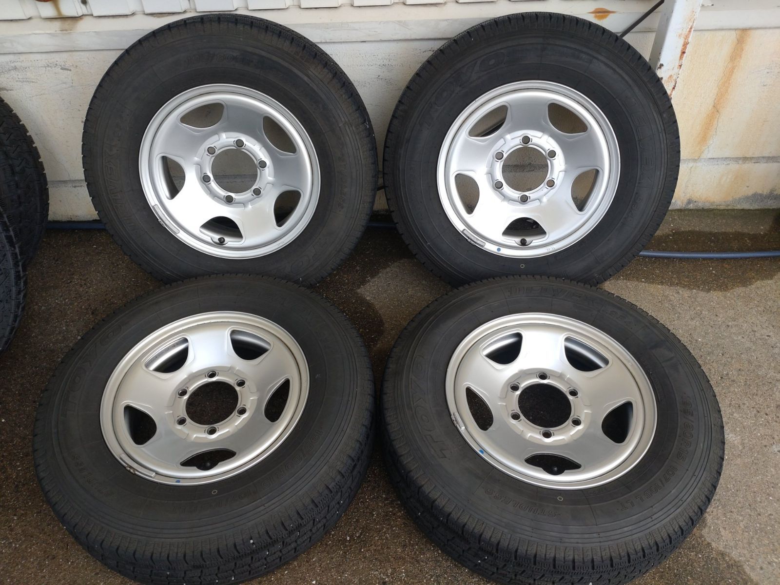 TOPY トピー S 54 A 139 7 6 H 15インチ J 30前後 ハイエース ＆TOYO DELVEX 934 195 80 R 15 スタッドレス4本セット