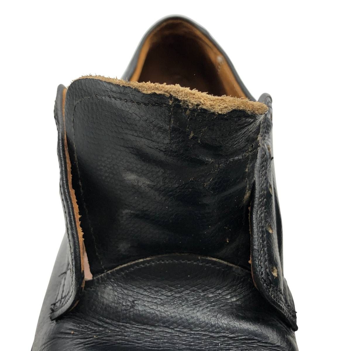 プレーントゥシューズ