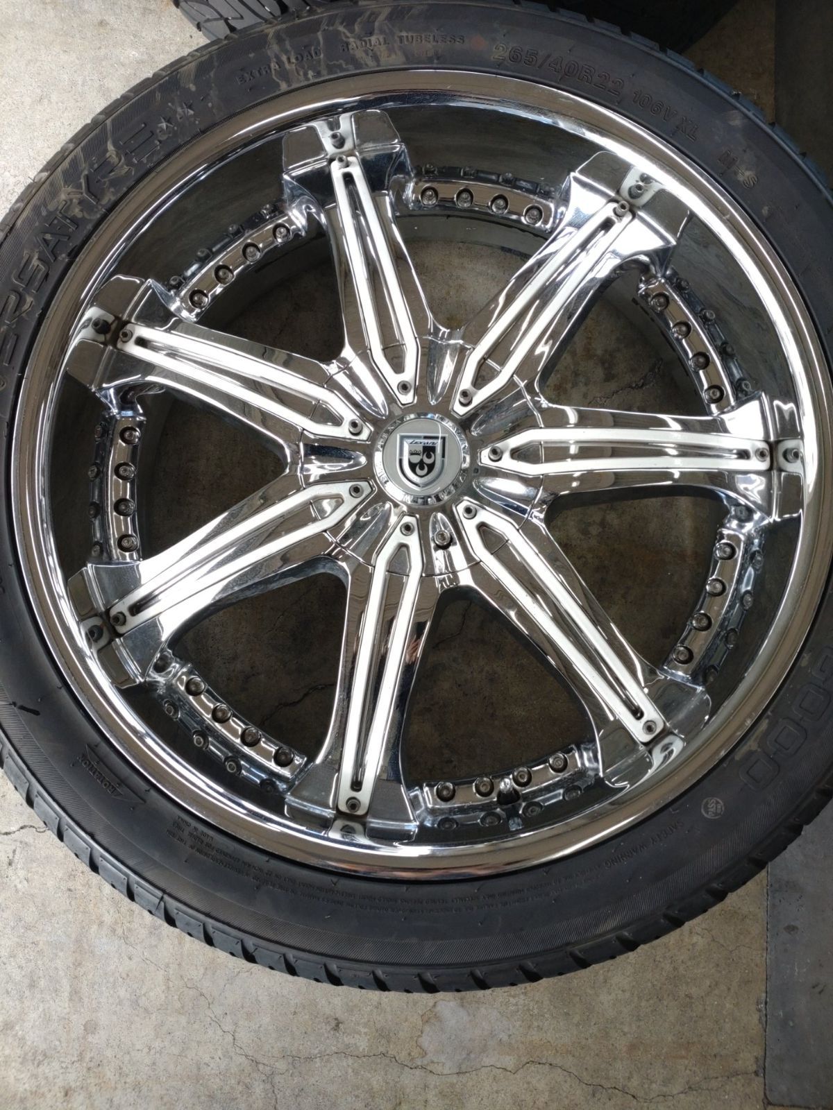 深リム LEXANI レグザーニ LX 7 22インチ 8 5 J 15 PCD 114 3 H ＆ TRX 6000 265 40 R 22 サマータイヤ 4本セット