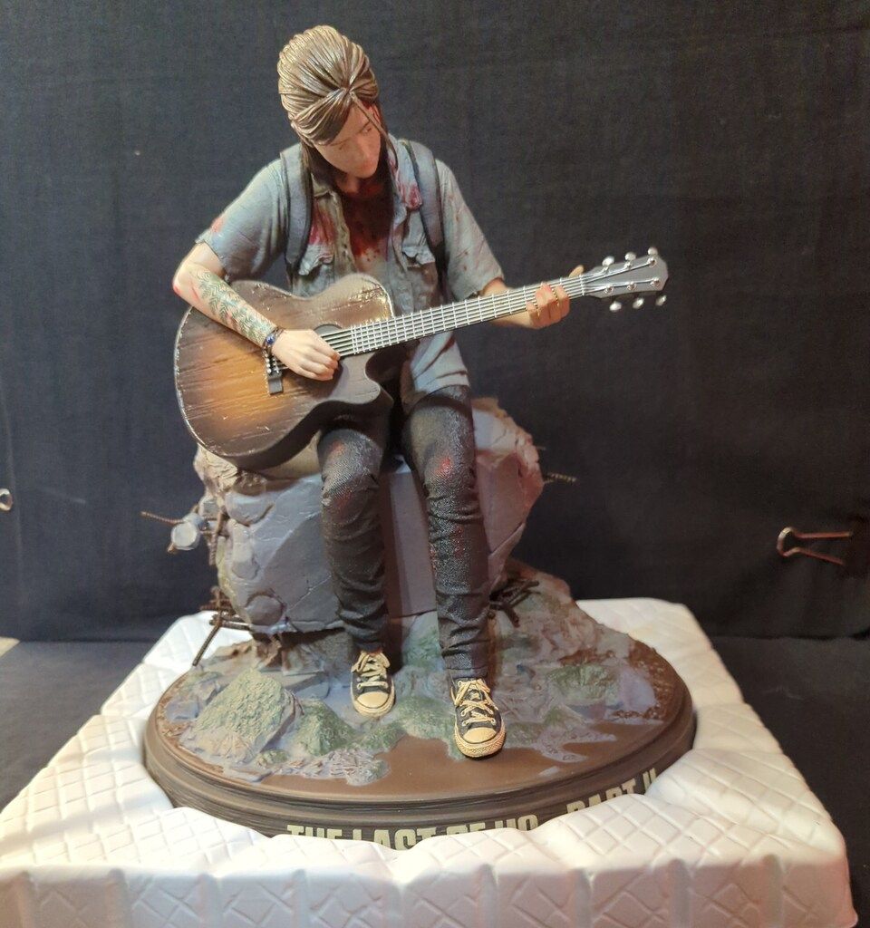 12インチ スタチュー