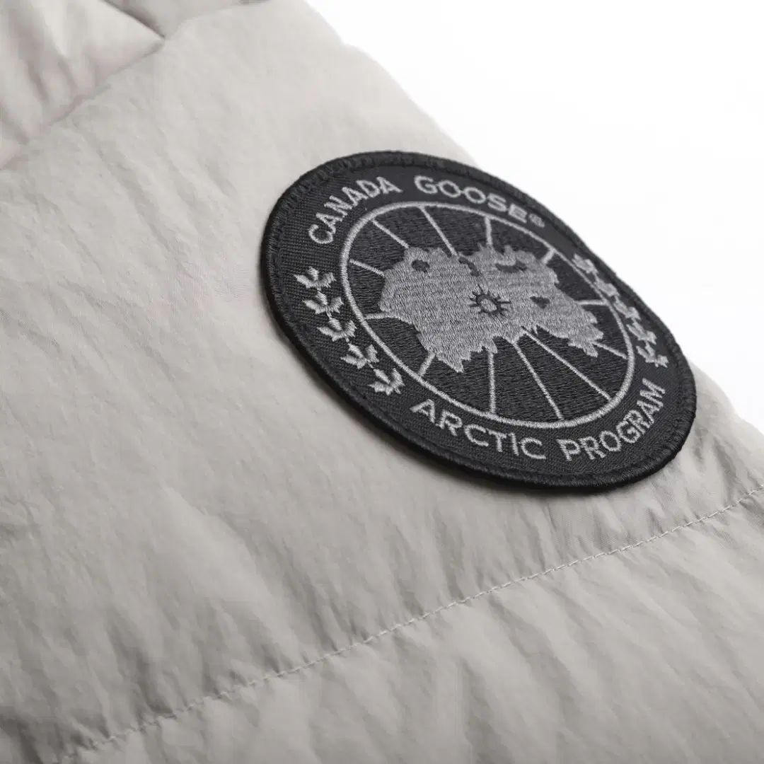 カジュアル ロゴ