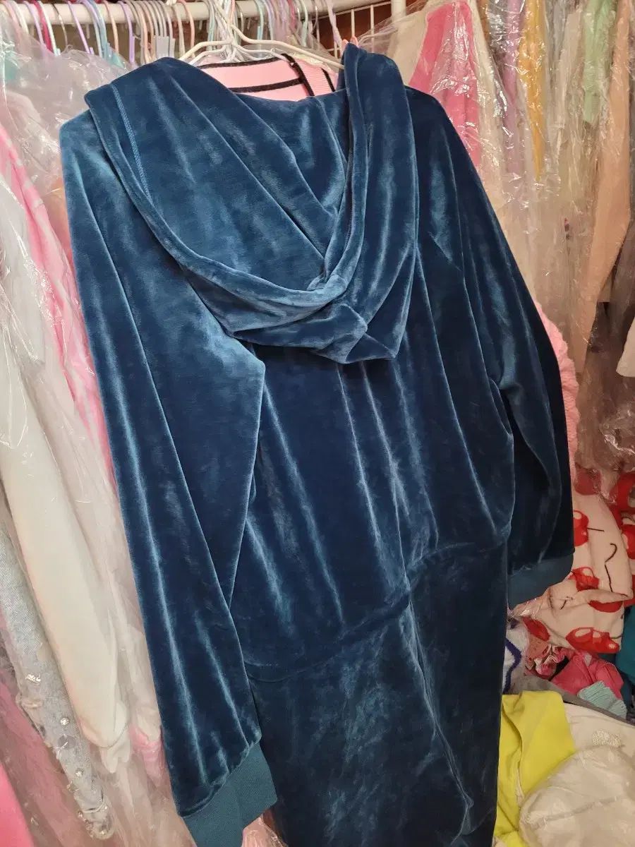 ジューシークチュール スーツ