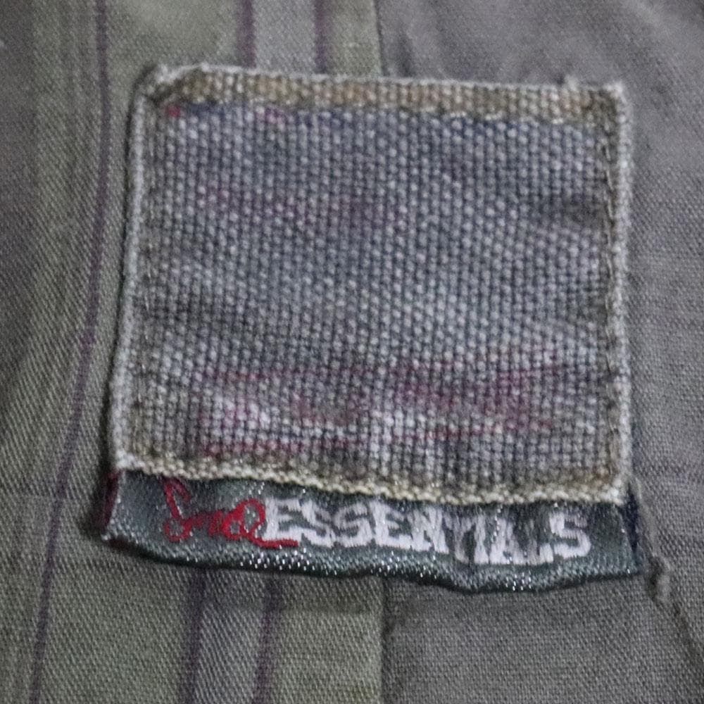 カッコいい ESSENTIALS