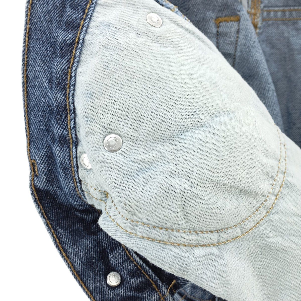 カーハート Carhartt