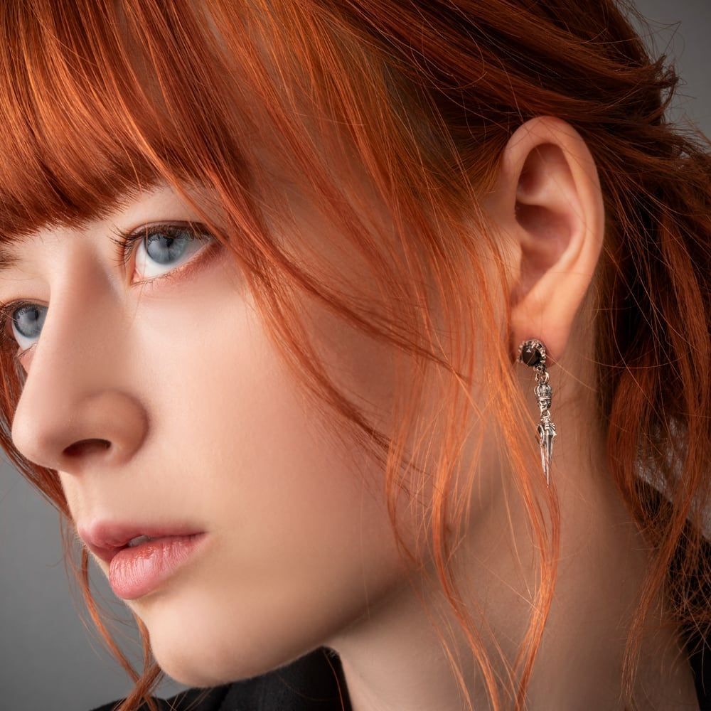 スカルクラウンダガーピアス アルテミスキングス