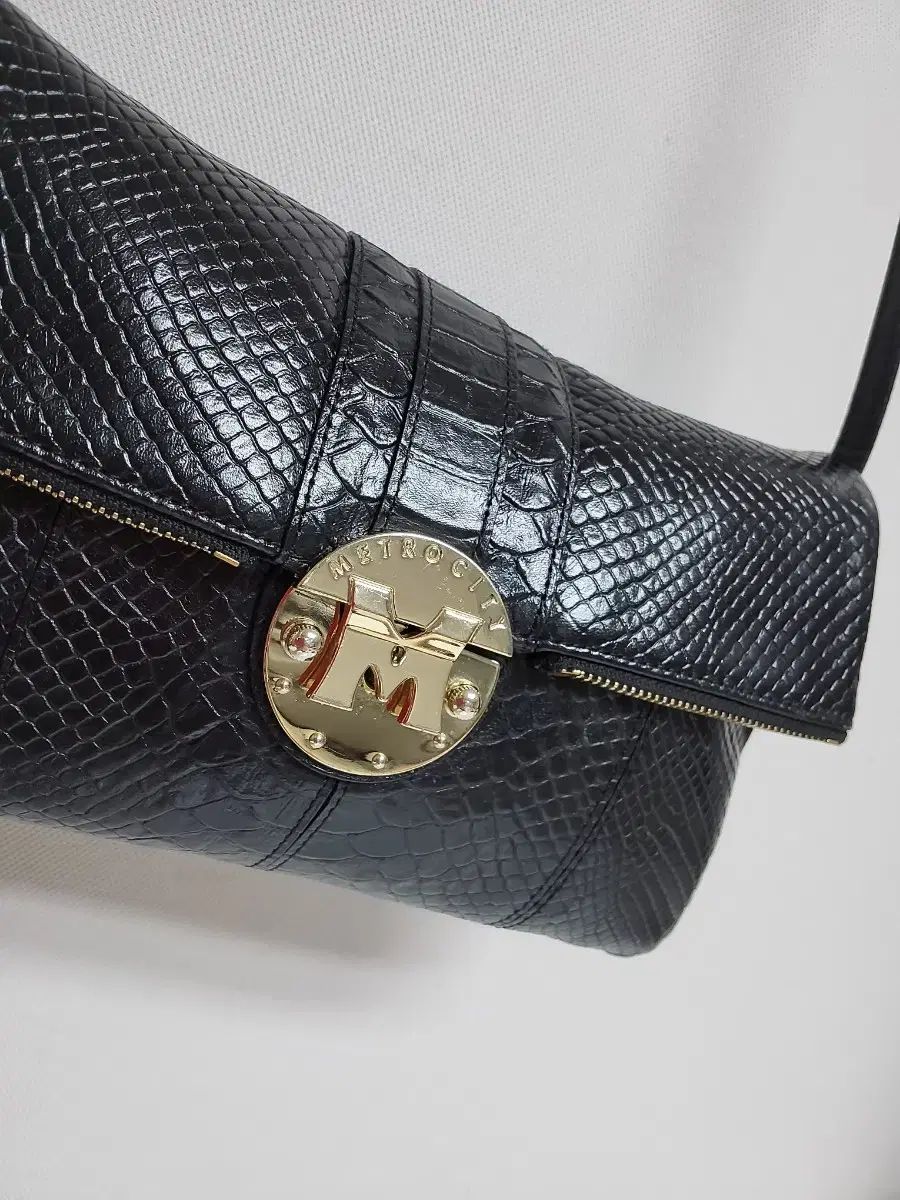 METROCITY クロスバック 24 14