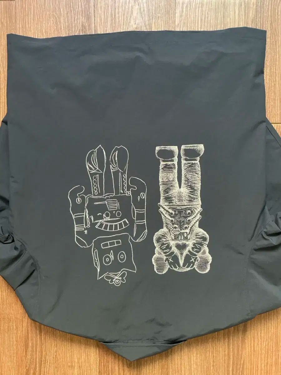 ユニクロ KAWS x アンディ ウォーホル コーチ ジャケット