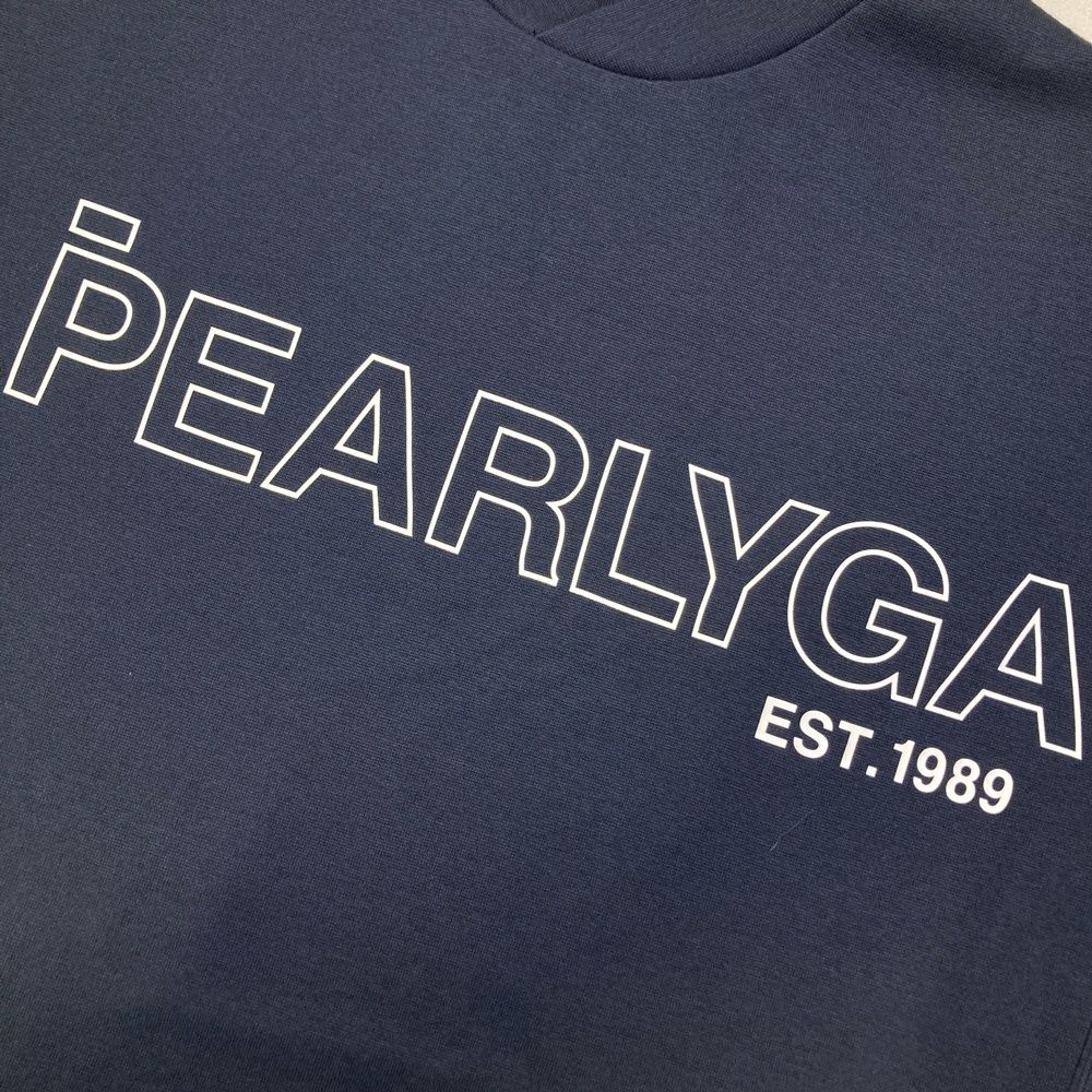 モデル モックネック半袖Tシャツ