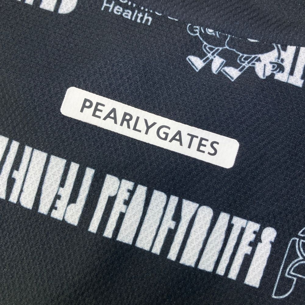 半袖Tシャツ ロゴ総柄