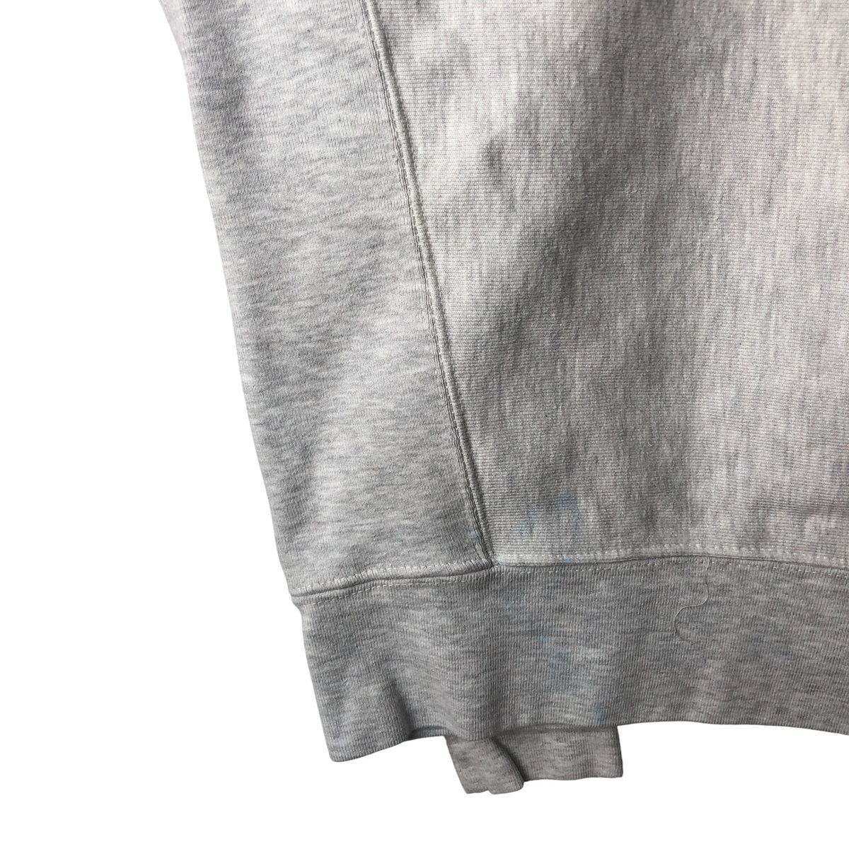 カレッジスウェットシャツ