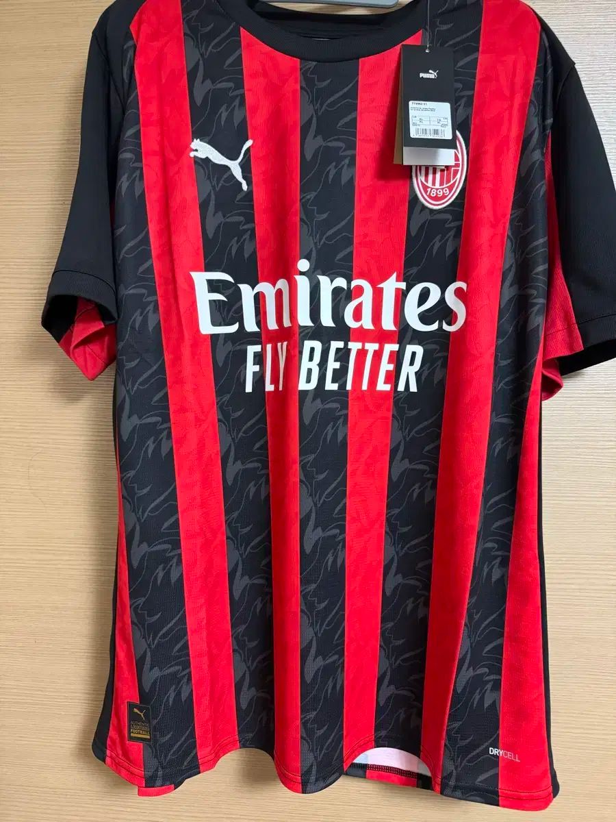 ACミラン 25 26 レオン マーキング