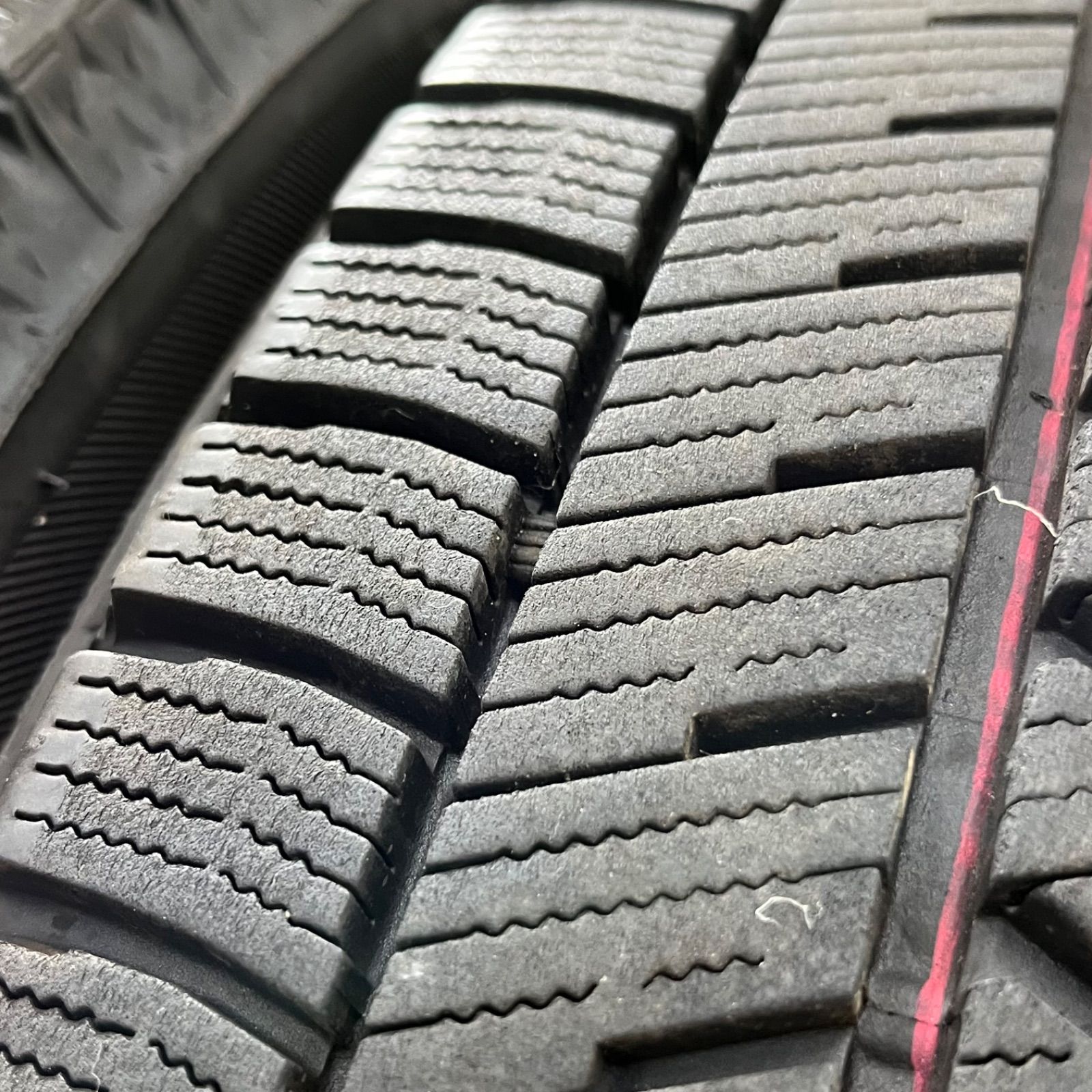 ブリザックVRX 3