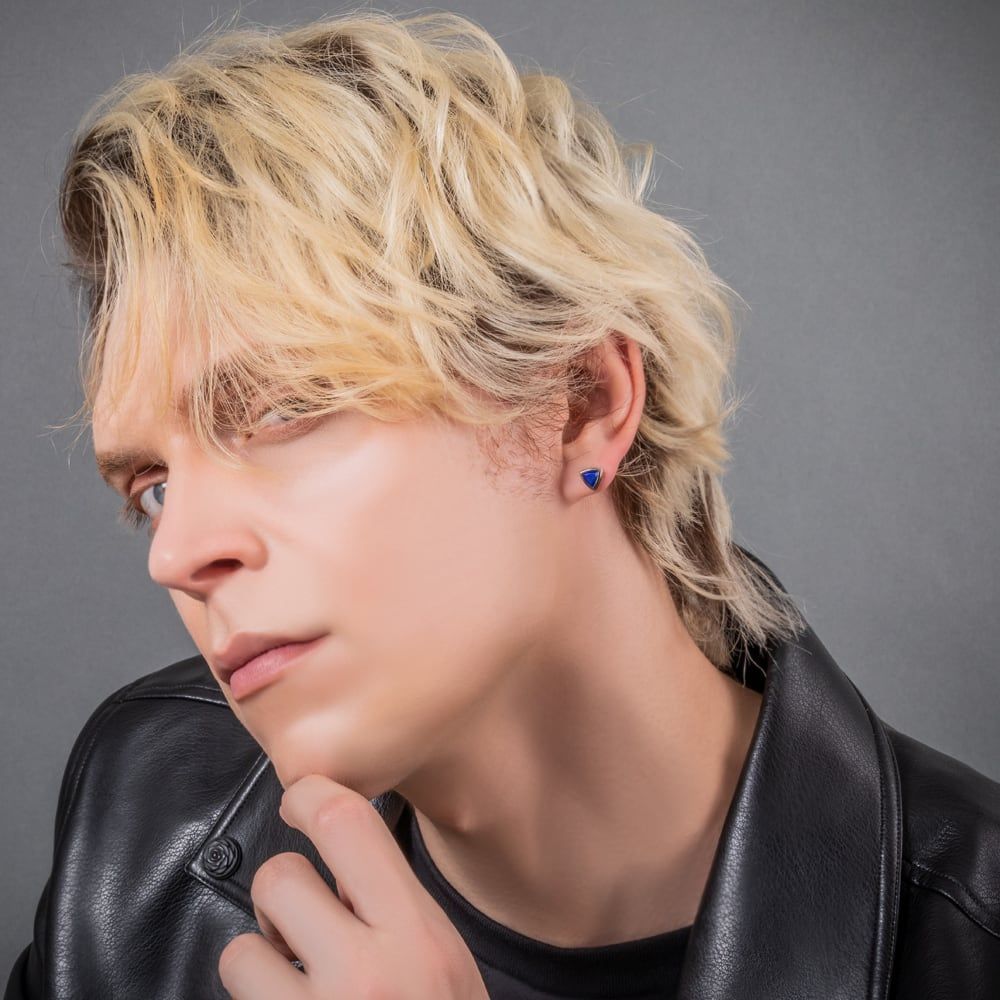 デルタピアスラピスラズリ