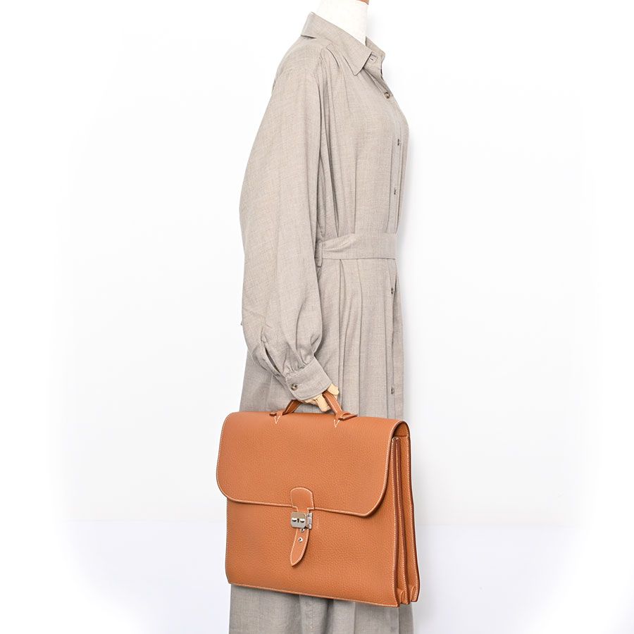 ブリーフケース