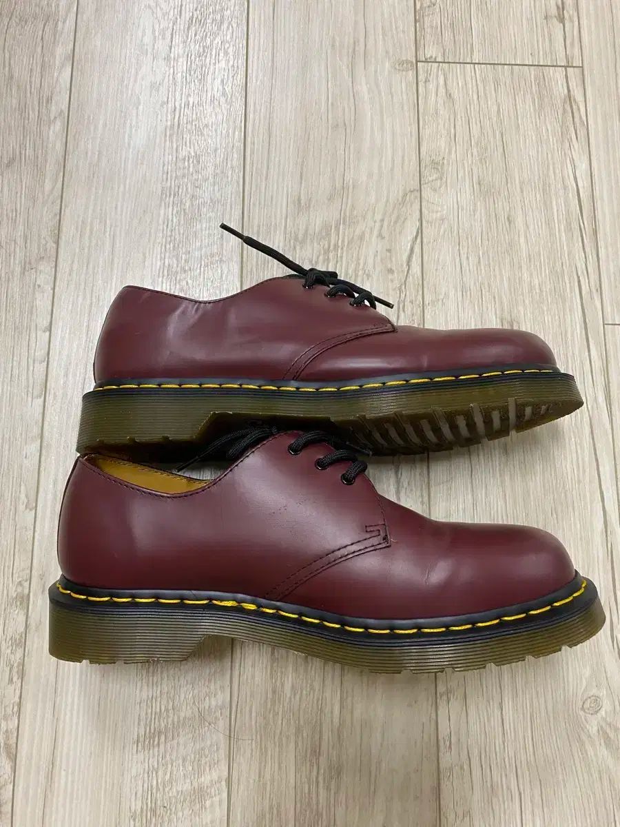 さくらんぼレッド