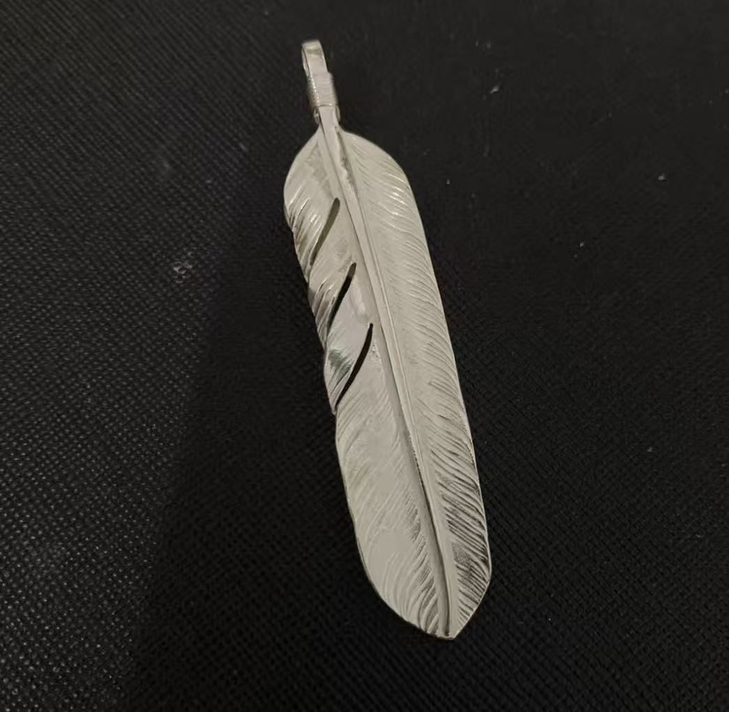 鷲見太郎 tarowashimi アラベスクフライト フェザー ペンダントトップ