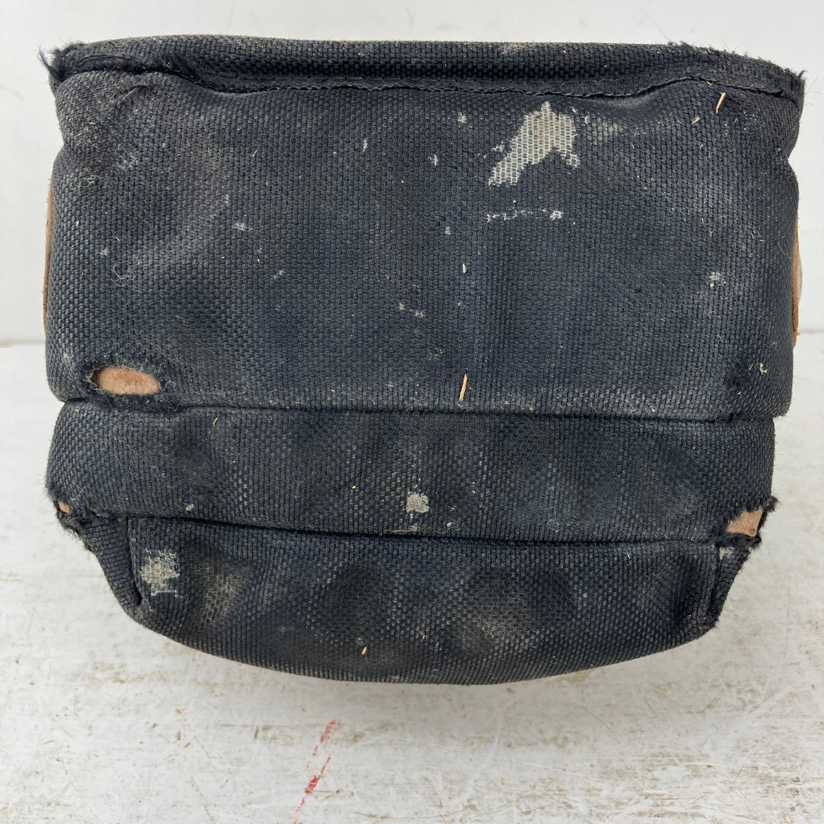 総ヌメ革使用3段腰袋 縁バリ