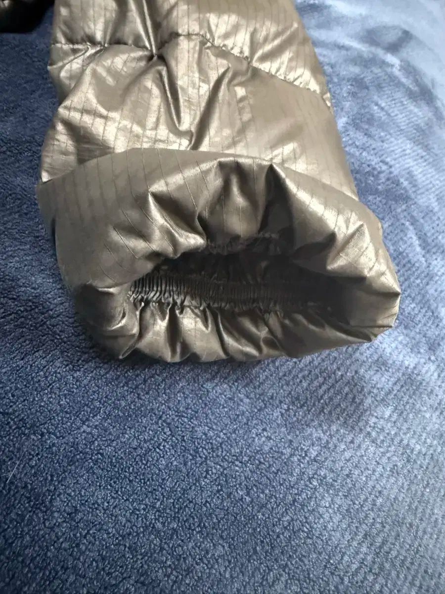 ダウン ジャケット