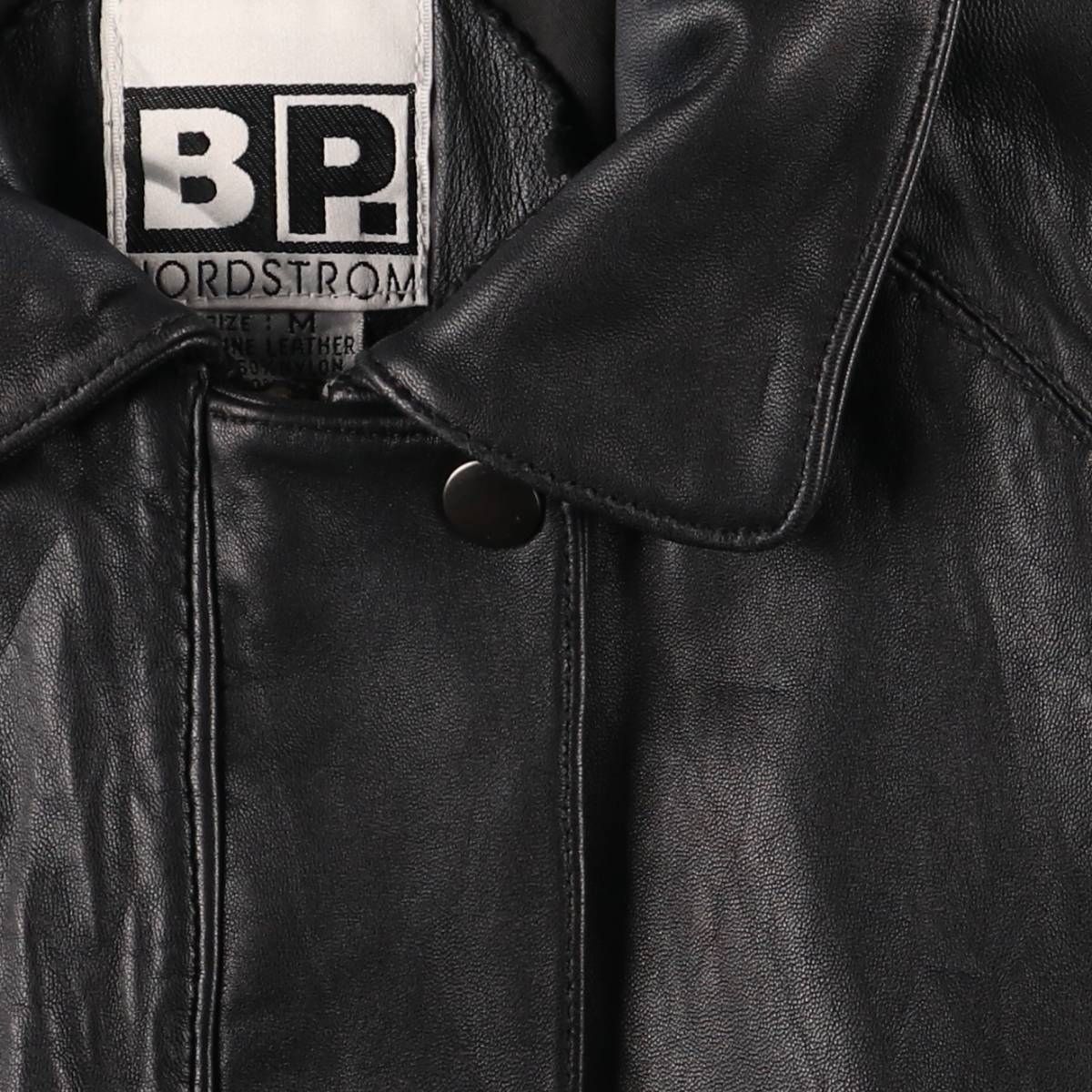 レザーブルゾンタイプ